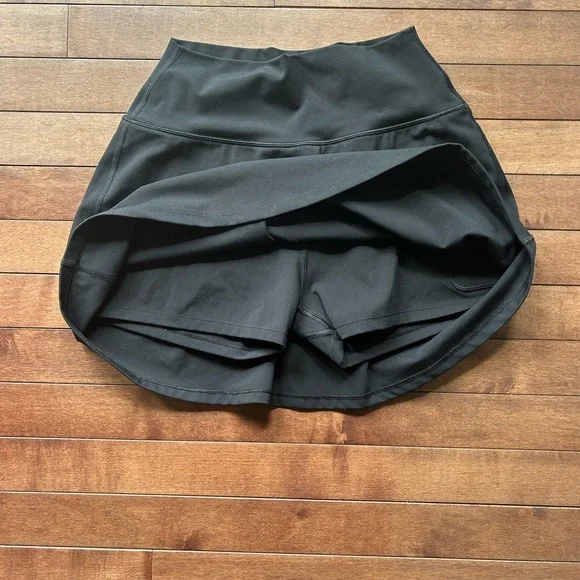Spiritual Gangster Black Tennis Skirt with Built in Shorts Size Small - Picture 3 of 4